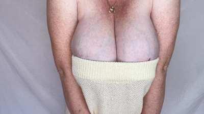 Bouncing my huge boobs