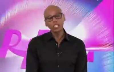 Me promising myself not to be toxic, but then my team flames me for my 💅🌈 name.