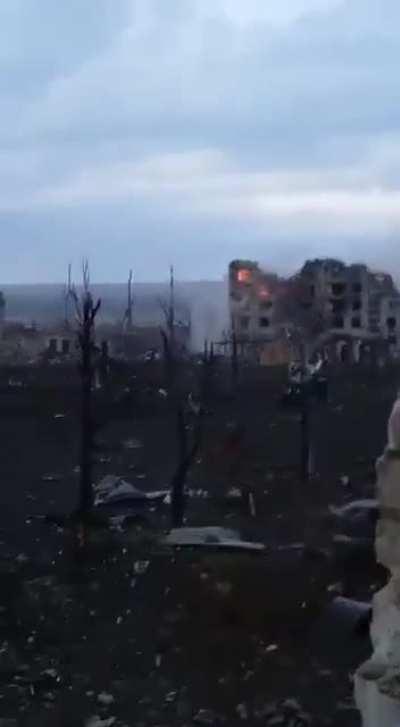 Ru POV : Russian bmp fires on Ukrainian position in Bakhmut