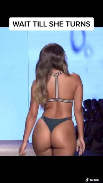 Loving the whole package here!