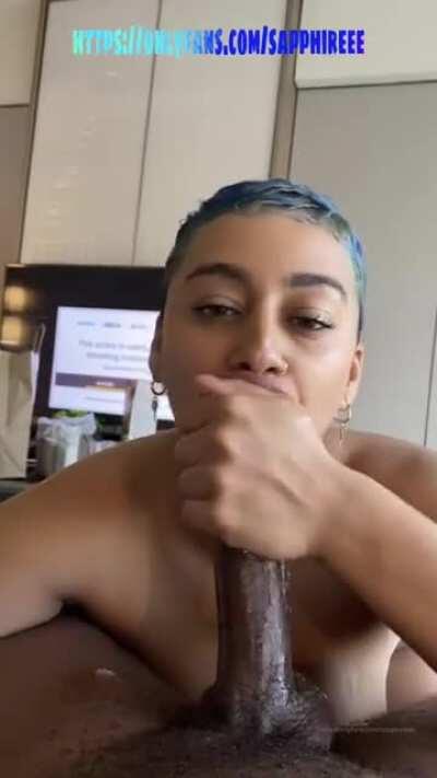 Sa🅿️🅿️hℹr3 (View CaesarsWorld for more content)