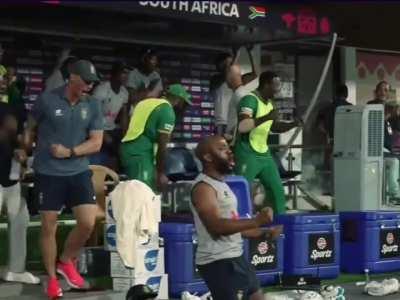 give this kid some snack