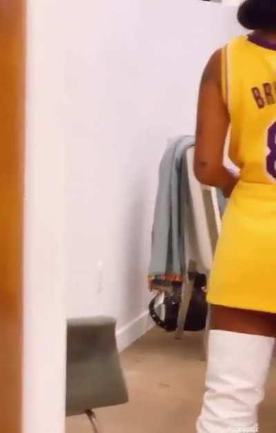 Oldie butt a goodie🍑🍑🍑