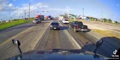 Idiot Distracted at a Green Light (credit to @southtexastrucker on Tiktok)