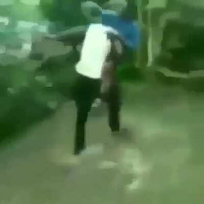 coe pau fofinho começa a cobrar por post aprovado que a gente monta um monopólio