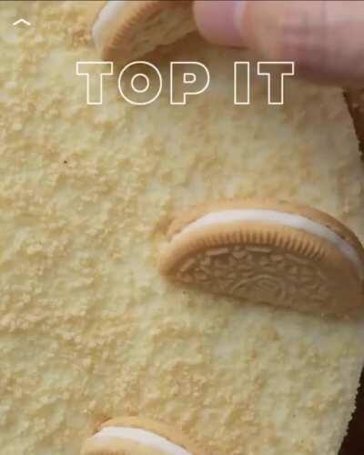 Oreo cheesecake recipe ingredients are: Oreos, spread it, Oreos.