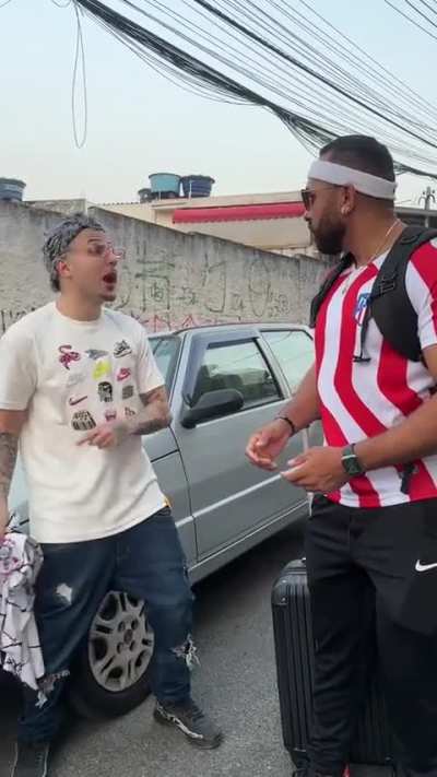 Memphis Depay encontra Neto Nu Curintia........