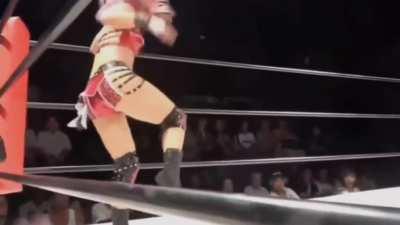 Io shirai/Sky ass jiggle compilation