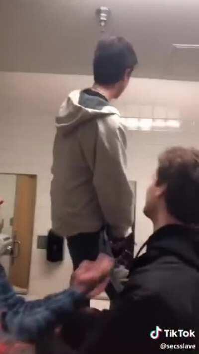 Bears fans when realizing they where the only team that didn’t lose on Sunday