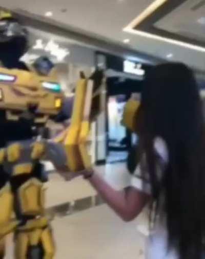 Achei q ele ia virar um carro kkkkkkjjkkjjj