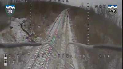 Hide-and-seek of the Ukrainian fpv-drone and the Russian occupier.