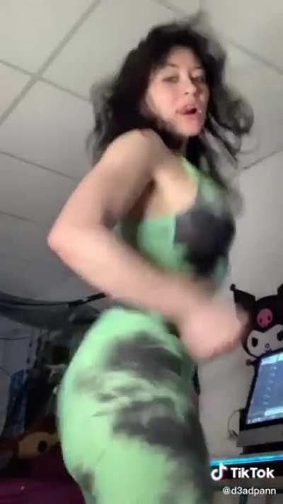 Urle bird has all of her videos, including the ones she deleted, so imma dump the stuff I found while skimming through. Srry if any are reposts