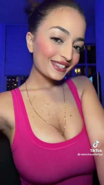 maincharactertypi (also AngelinaBalis)