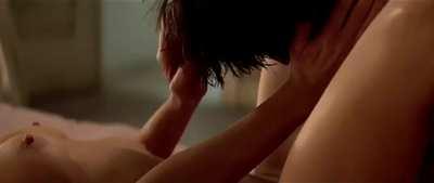 Kim Basinger (41) in The Gateaway (1994)