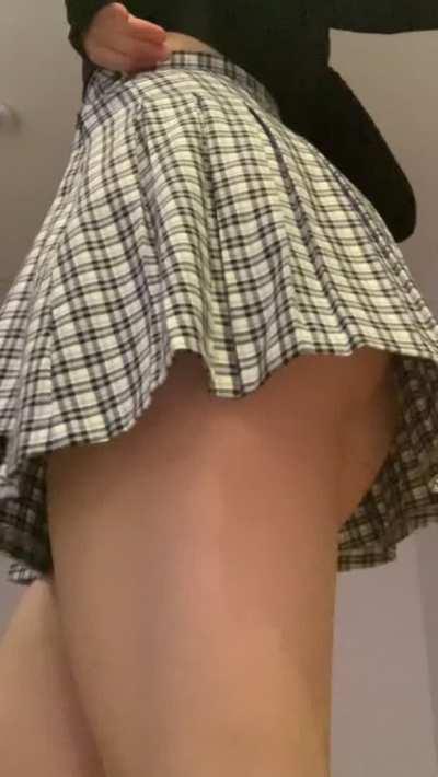 Nerdy college student, would you smash? (OC)