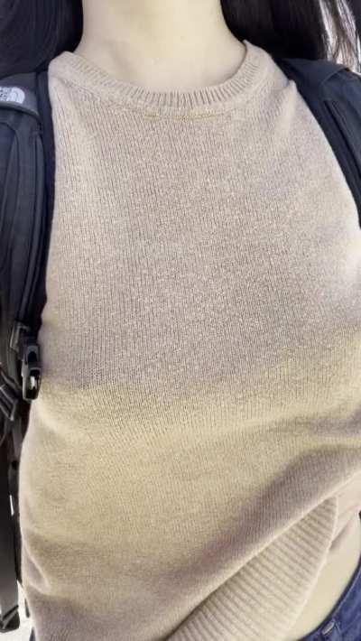 Can someone help me find my car? [GIF]