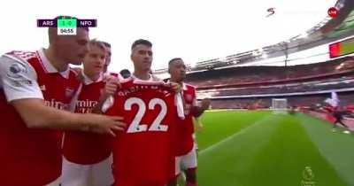 Lovely tribute from Martinelli to Pablo Mari after scoring❤️