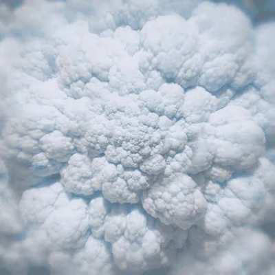 st[A]re at the middle and feel it...