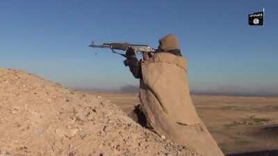 IS forces use VBIEDs in attempt to break the Iraqi defense of Anbar Province
