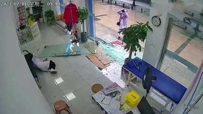 A chinese glass door