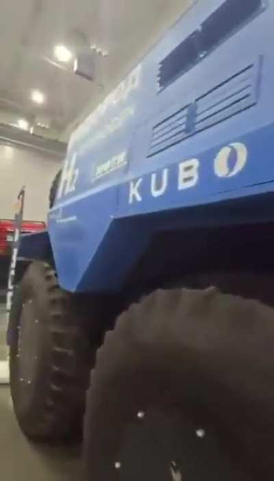 How would you change the spare tire in the Artic?