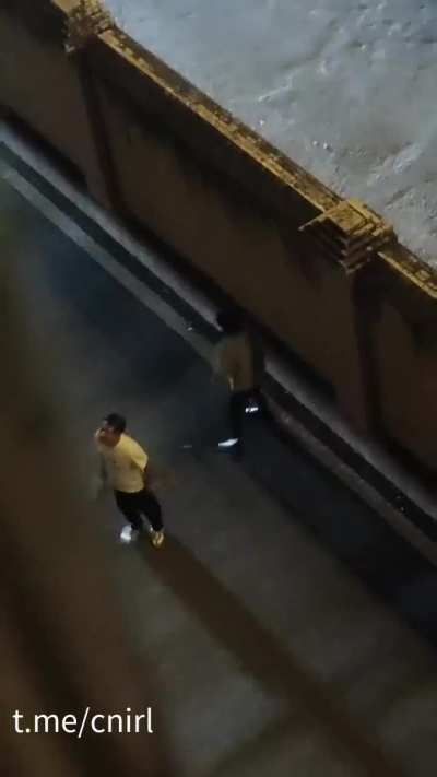 那女的出去了三天，回来老公发现了