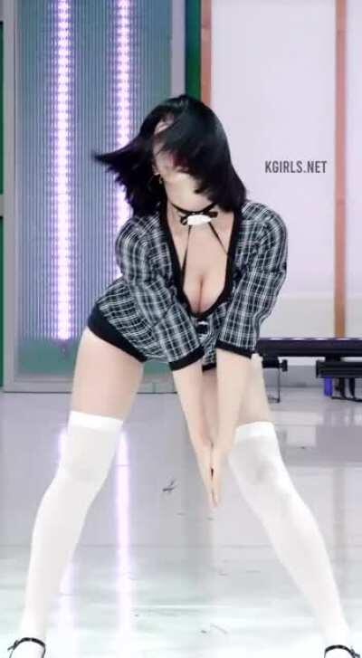 Momo-twice-201029-1-www.kgirls.net GIF