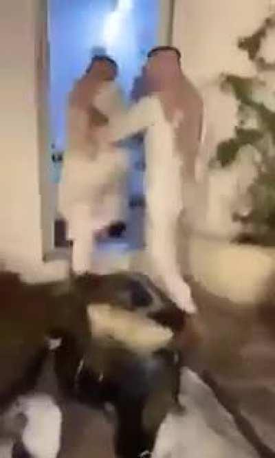 WCGW messing with a hungry dude