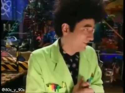 Simple explicación para iluminar a uno que otro puñetón que no entiende la función e importancia de las vacunas.