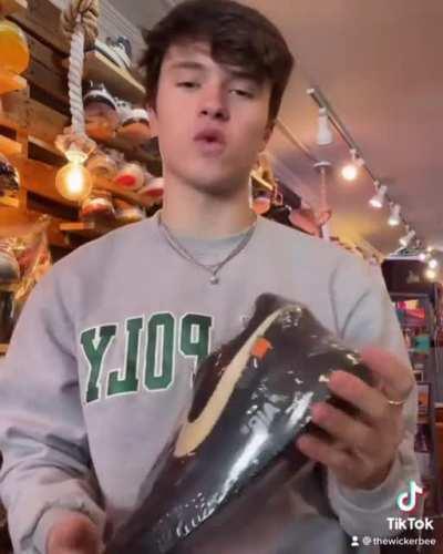 this man already complaining about unreleased off white shoes 😭