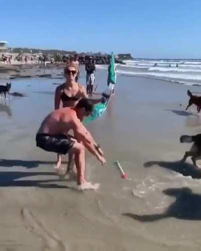 to shoot the toy into the ocean