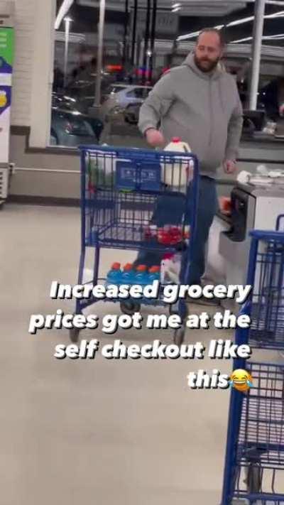 Guy blatantly stealing through self check