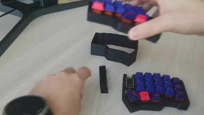 Complete magnetic setup for travel.