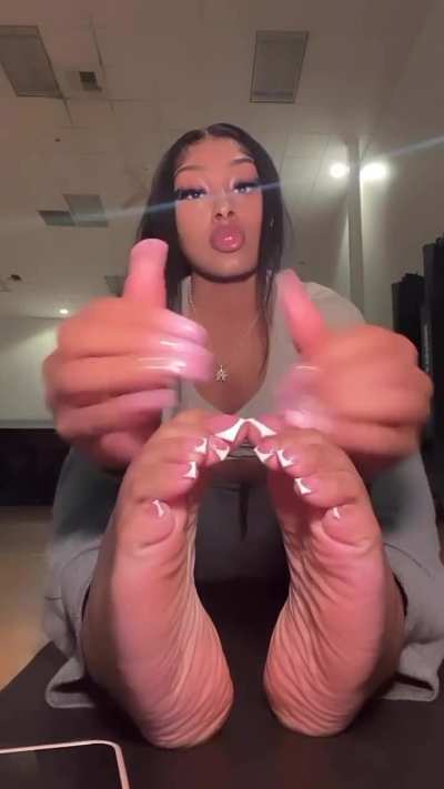 pov you caught me at the gym👀