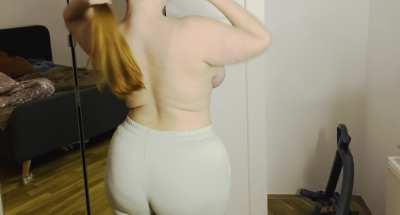 Imagine these bouncing in your face 😏