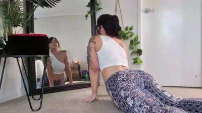 Look At All That Shape 👀