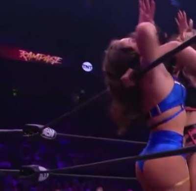 Battle of the Babes v. Jamie Hayter