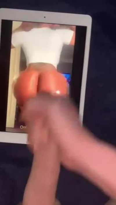 Bunz Ass Clapping her Big Ass Cumshot