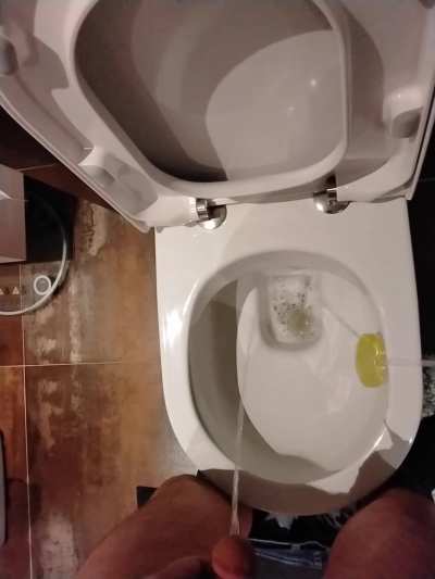 [35] bi married dad here, who wants a taste?