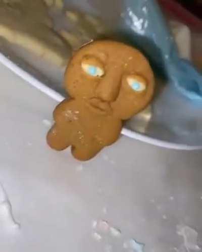 😩🧑‍🦰🍞🤷‍♂️