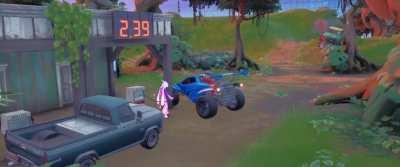 watch out for gas station tweakers!!