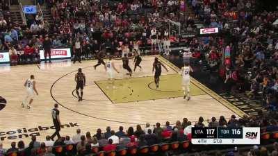 [Highlight] Sexton uses his speed to get the and-1 to go! Markkanen takes the bump and converts the and-1! Kessler gets the late game bucket. Jazz successfully finish the comeback against the Raptors!