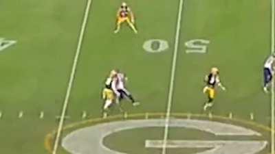 Somebody made a montage of Vikings players falling down vs the Packers and I can’t stop laughing.