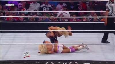 The utter domination of Kelly Kelly at Hell in a Cell