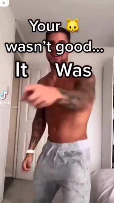 Casual female objectification for the tok.