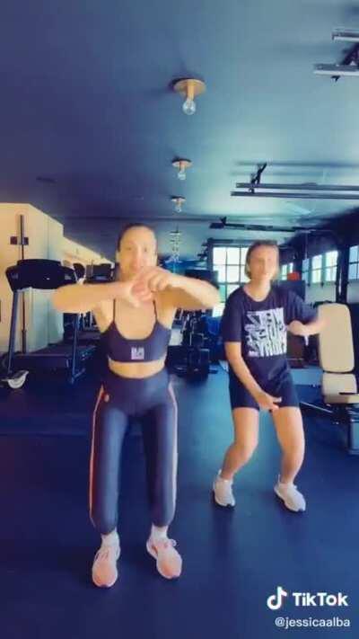 Love when she dances