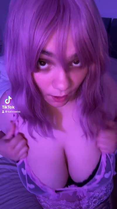 Come play with me 😘