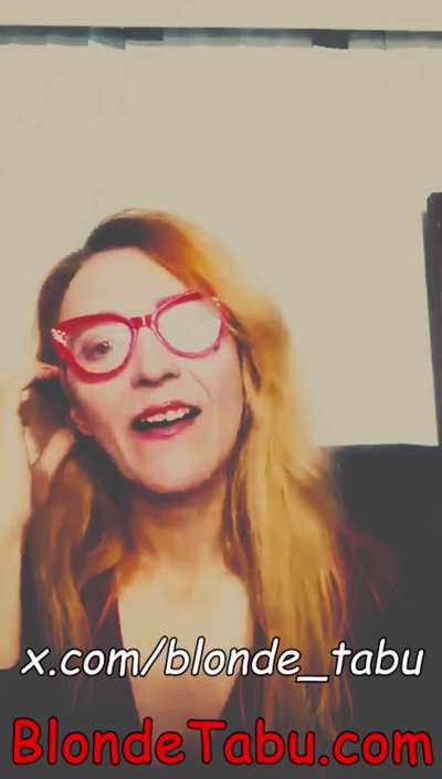 Blonde Tabu Live Show