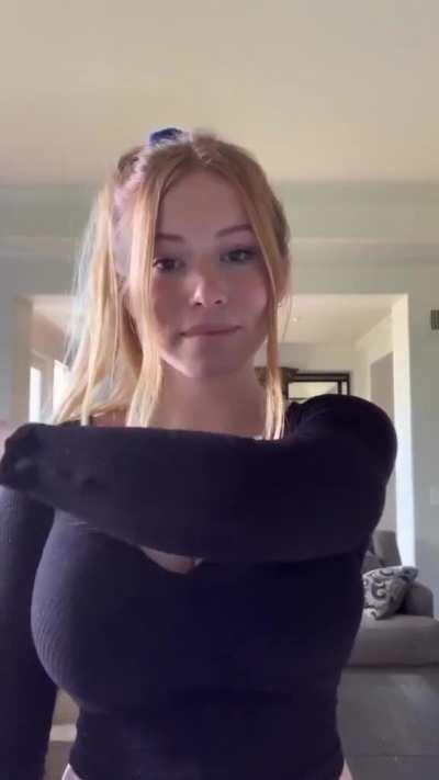 Cute even when she cant think of the right moves