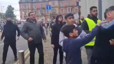 Palestine support goes wrong...